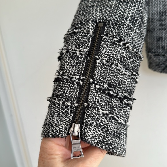 Banana Republic black and white tweed jacket - Picture 4 of 9